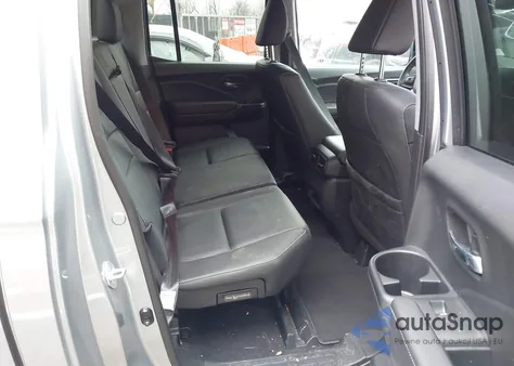 2025 Honda Ridgeline Rtl from USA, damaged, VIN 5FPYK3F58SB020817